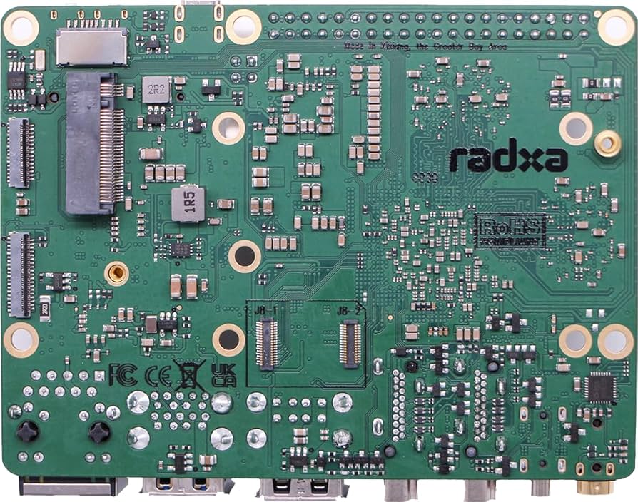 その他 Roon ROCK Core i5 BKNUC8v5PNK 8GB Roon ROCK Server / intel NUC corei5 - メルカリ